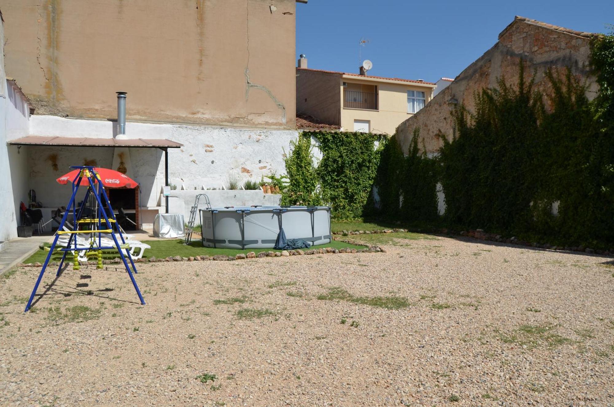 فيلا La Antigua, Casa Centrica, Amplio Patio, Piscina Y Barbacoa Campillo de Altobuey المظهر الخارجي الصورة